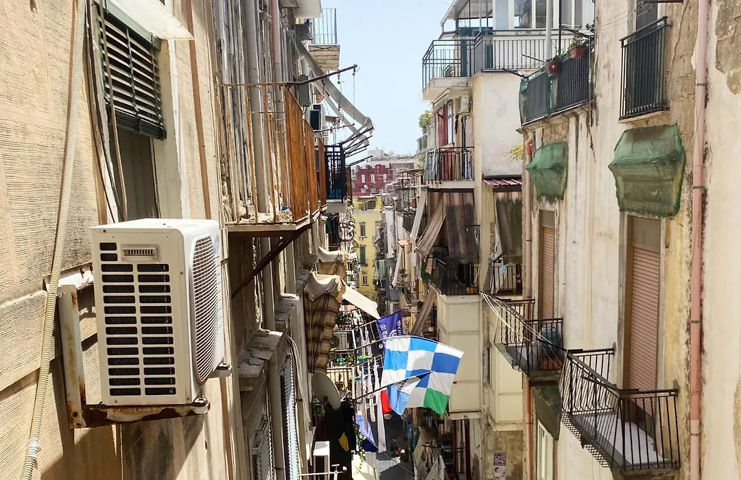 Vecchia Napoli Pignasecca-1